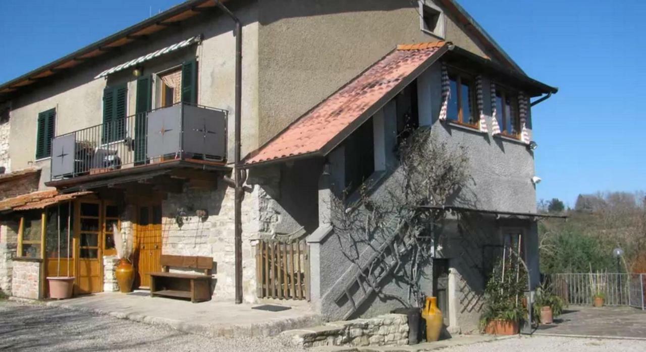Casa Mazzocchi Vista Su Poppi Villa Exterior photo